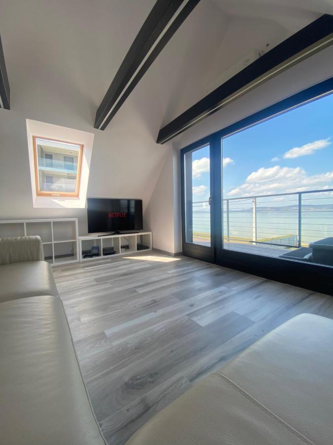 Hullam Apartman Balatonlelle Exteriör bild