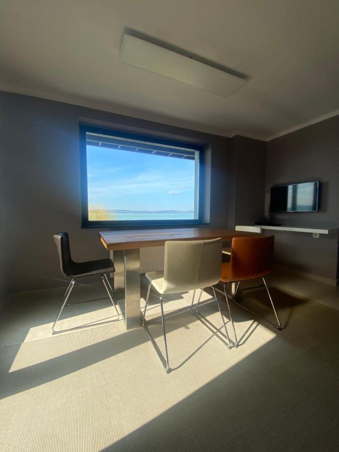Hullam Apartman Balatonlelle Exteriör bild
