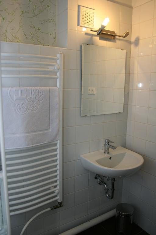 Hullam Apartman Balatonlelle Rum bild