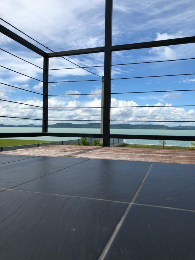 Hullam Apartman Balatonlelle Exteriör bild