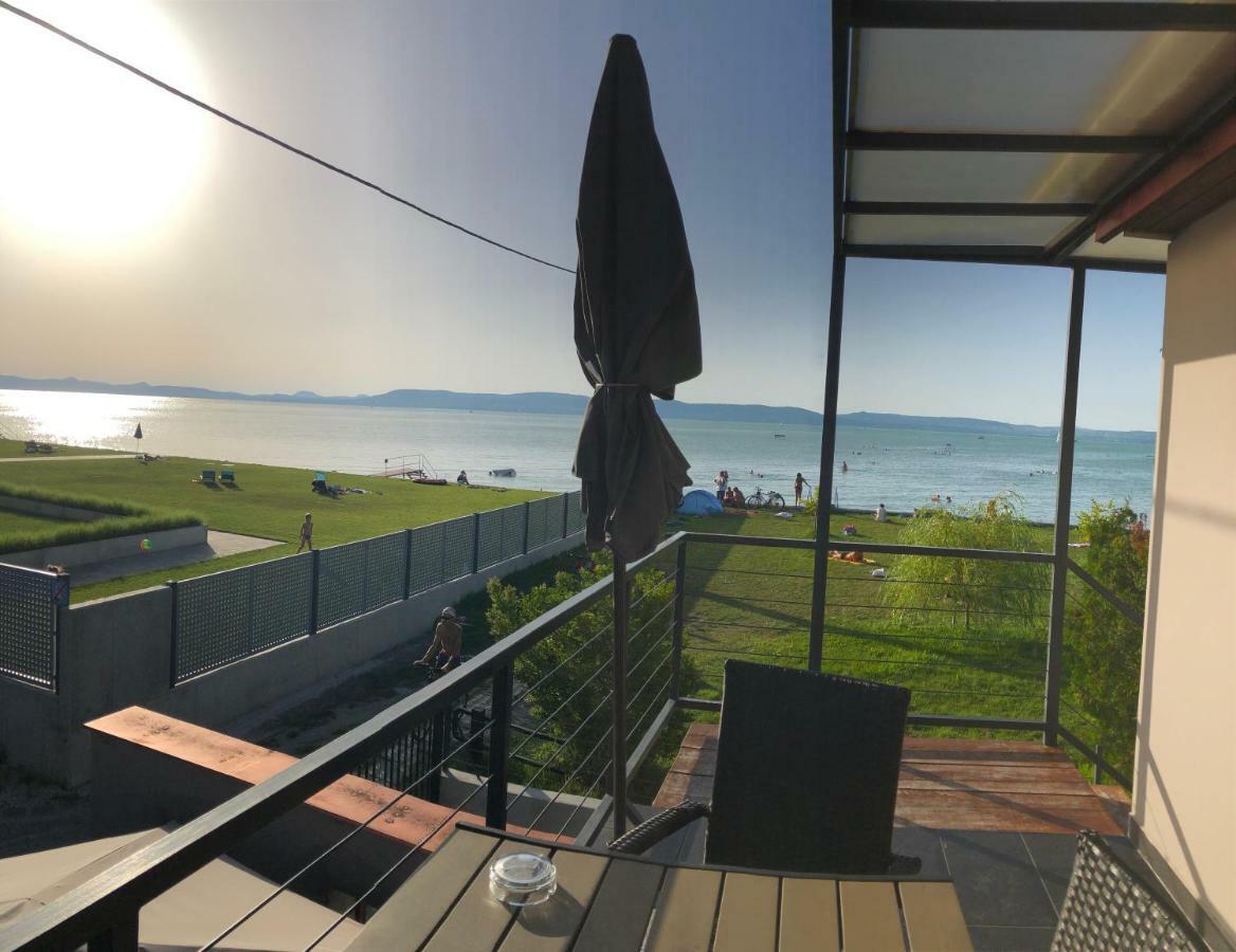 Hullam Apartman Balatonlelle Exteriör bild